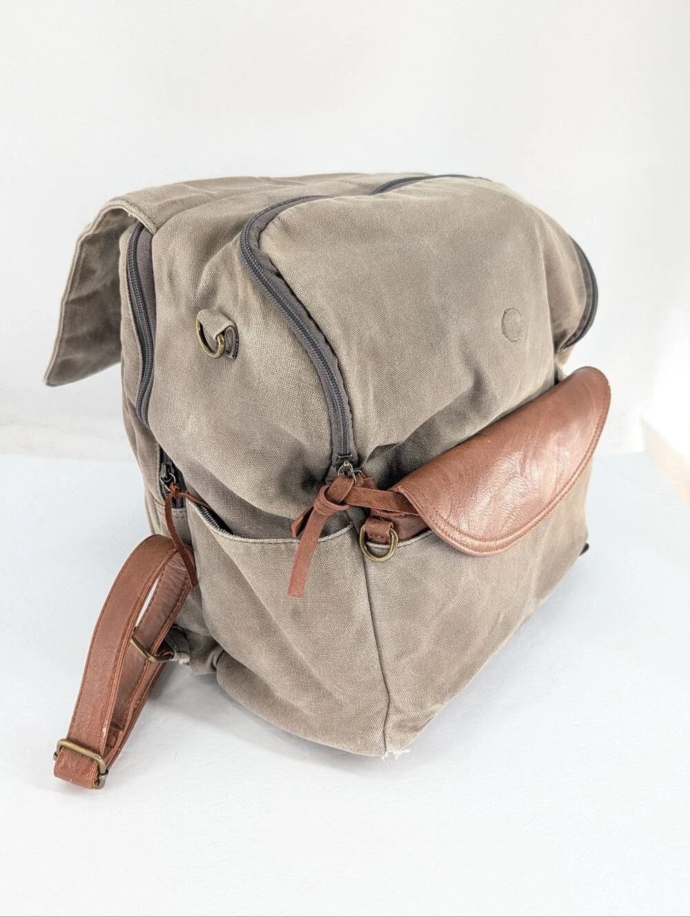 Momkindness Duo Multipurpose Backpack Diaper Bag Neutral Taupy Grey Canvas